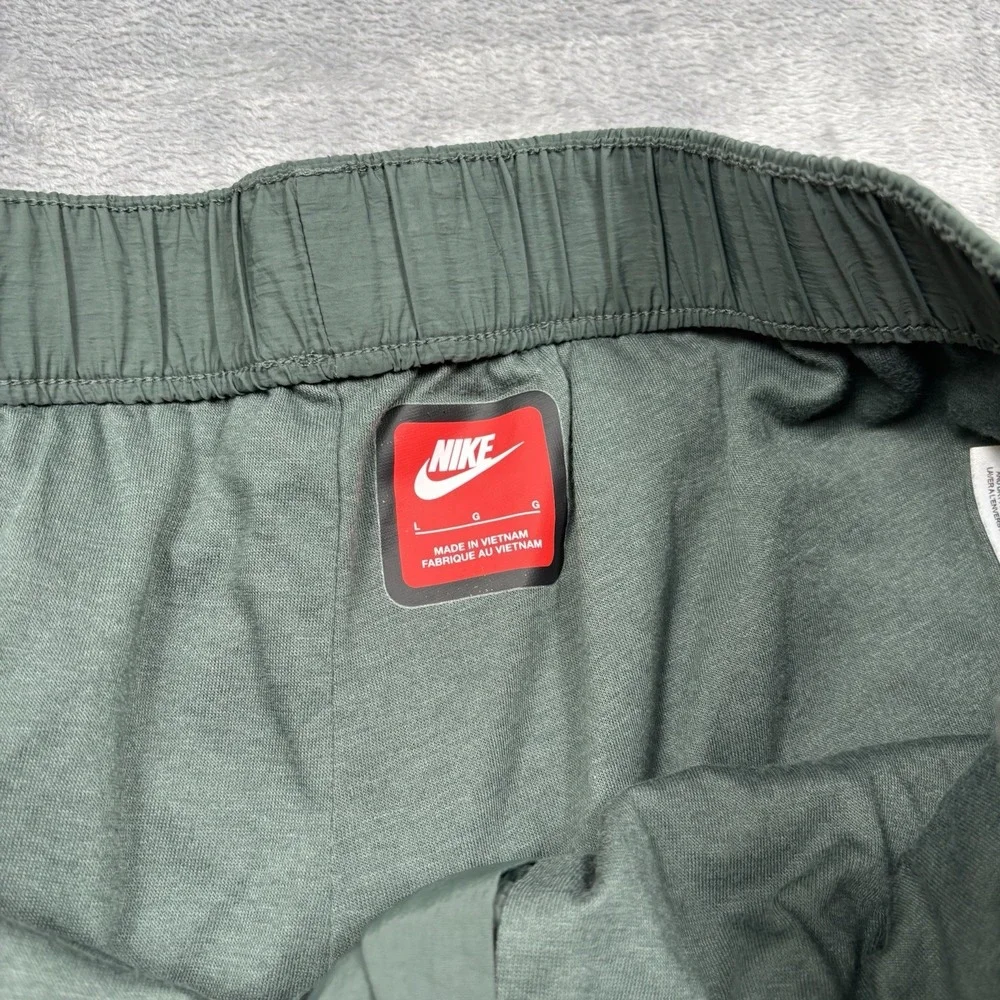 Nike Tech Woven UV Cargo Pants Vintage Green Lined FZ0756-338 Men's Large